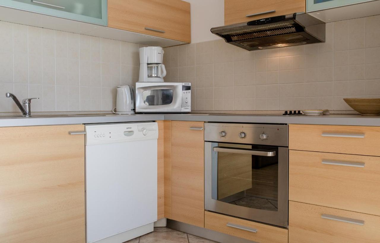 Apartments Silvana In Kampor エクステリア 写真