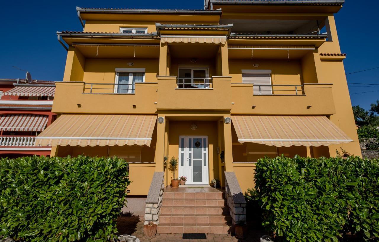 Apartments Silvana In Kampor エクステリア 写真